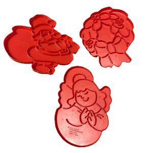 Vintage 1978 Lot of 3 Red Wilton Christmas Cookie Cutters Santa Angel Wreath